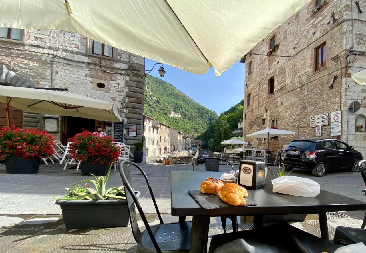 Romantic Suite Gubbio Esterno foto