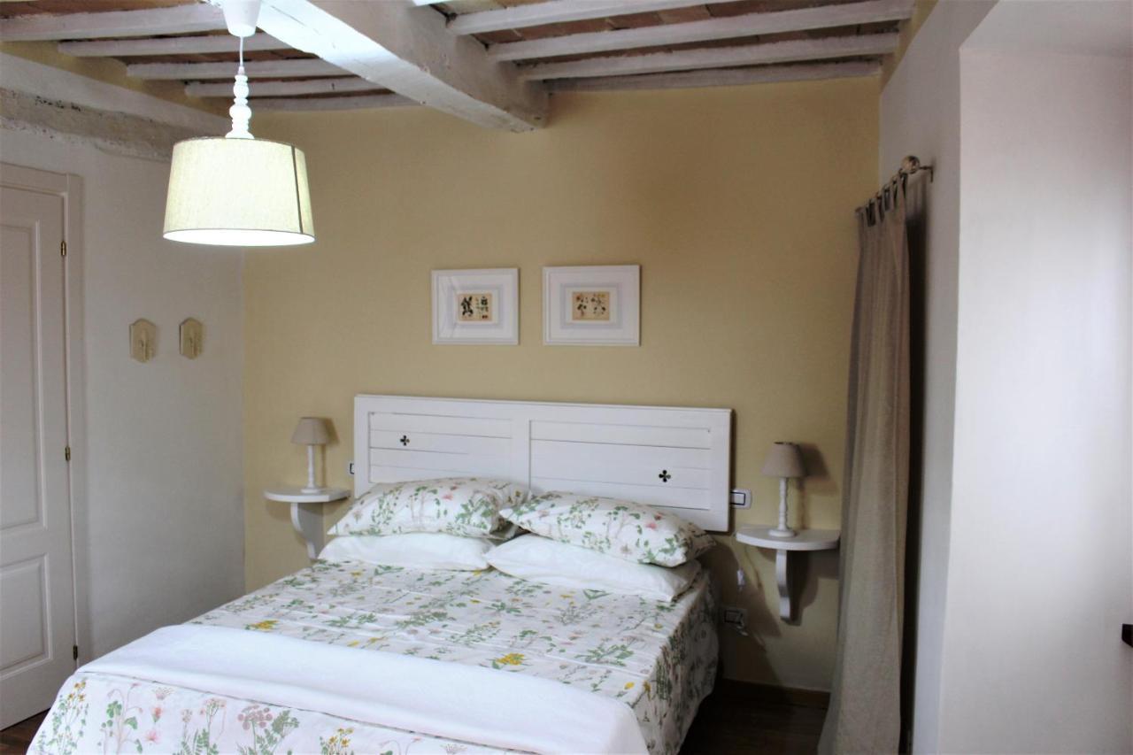 Romantic Suite Gubbio Esterno foto