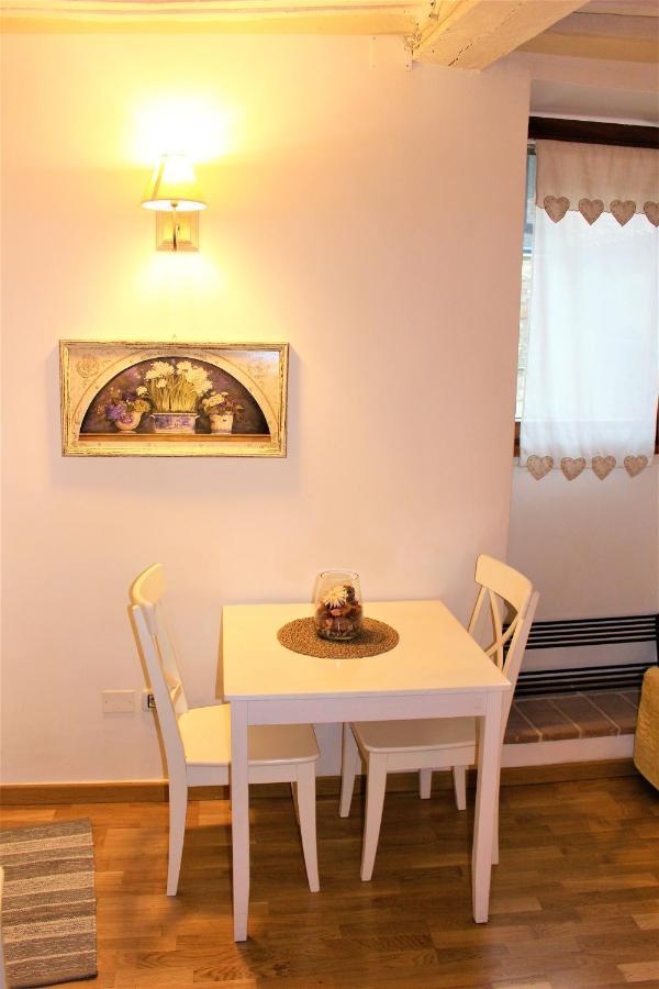 Romantic Suite Gubbio Esterno foto
