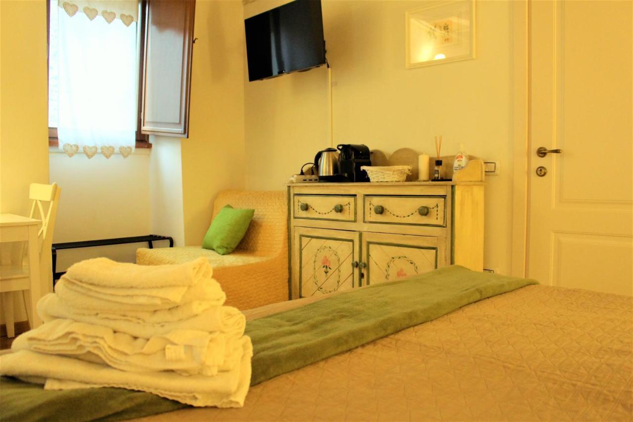 Romantic Suite Gubbio Esterno foto