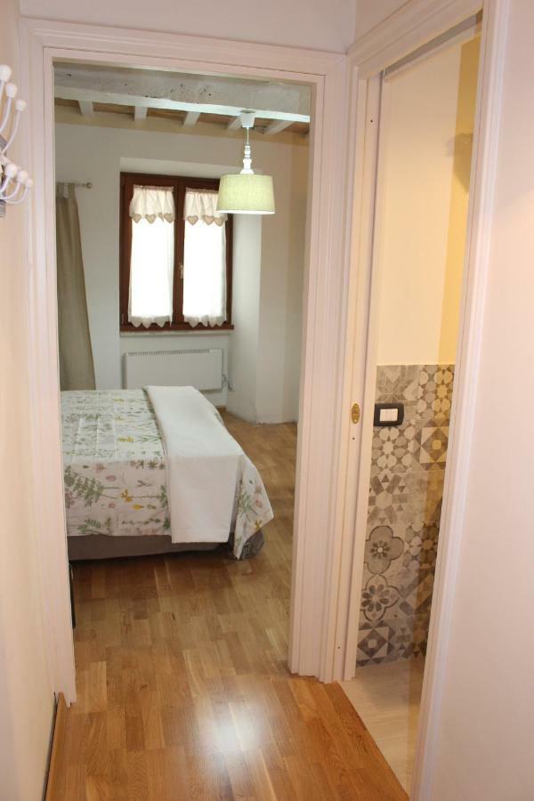 Romantic Suite Gubbio Esterno foto